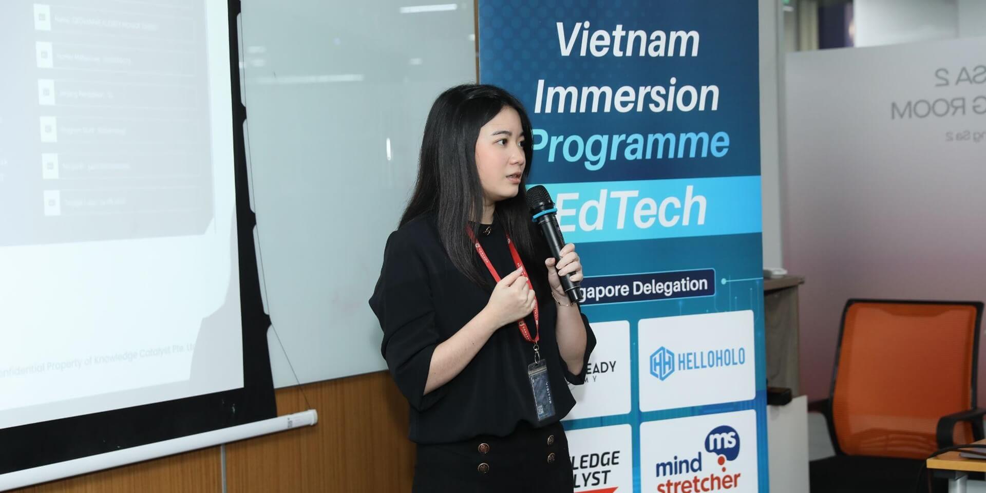 Future Ready Academy sharing on how they can support VLU through innovative EdTech solution (Photo: JDI)