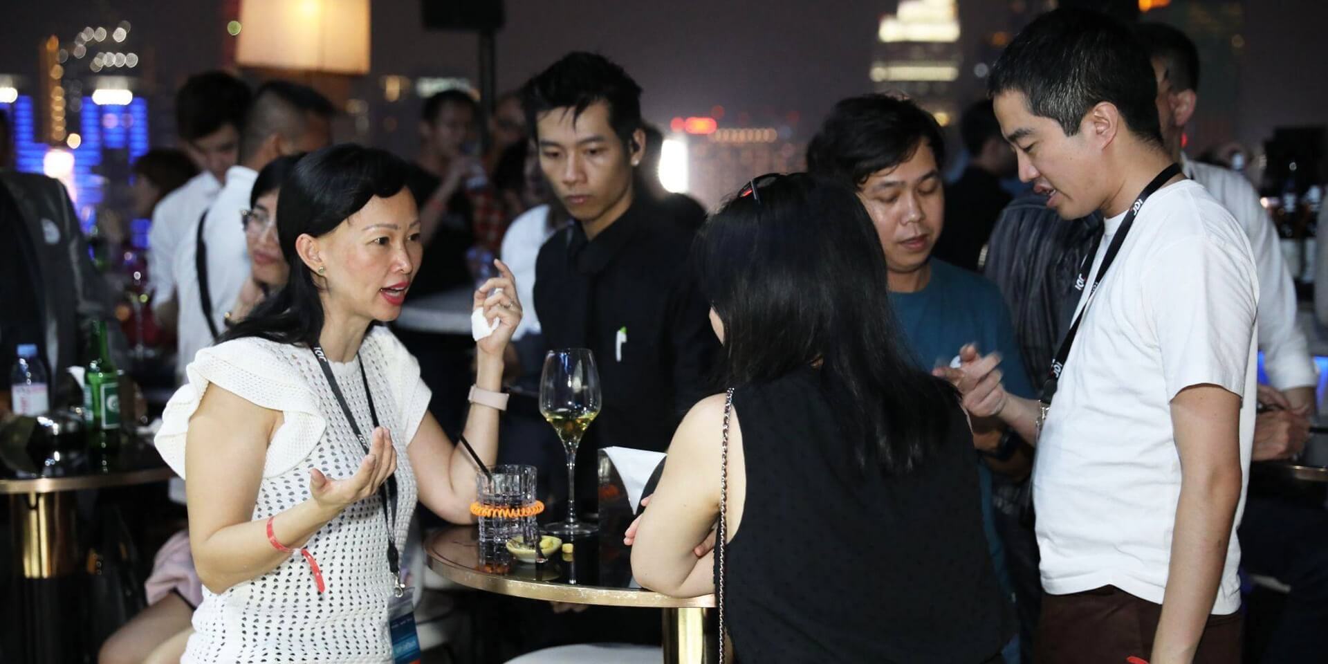 Fruitful discussion between Ms. Thai Van Linh and event attendees (Photo: JDI)