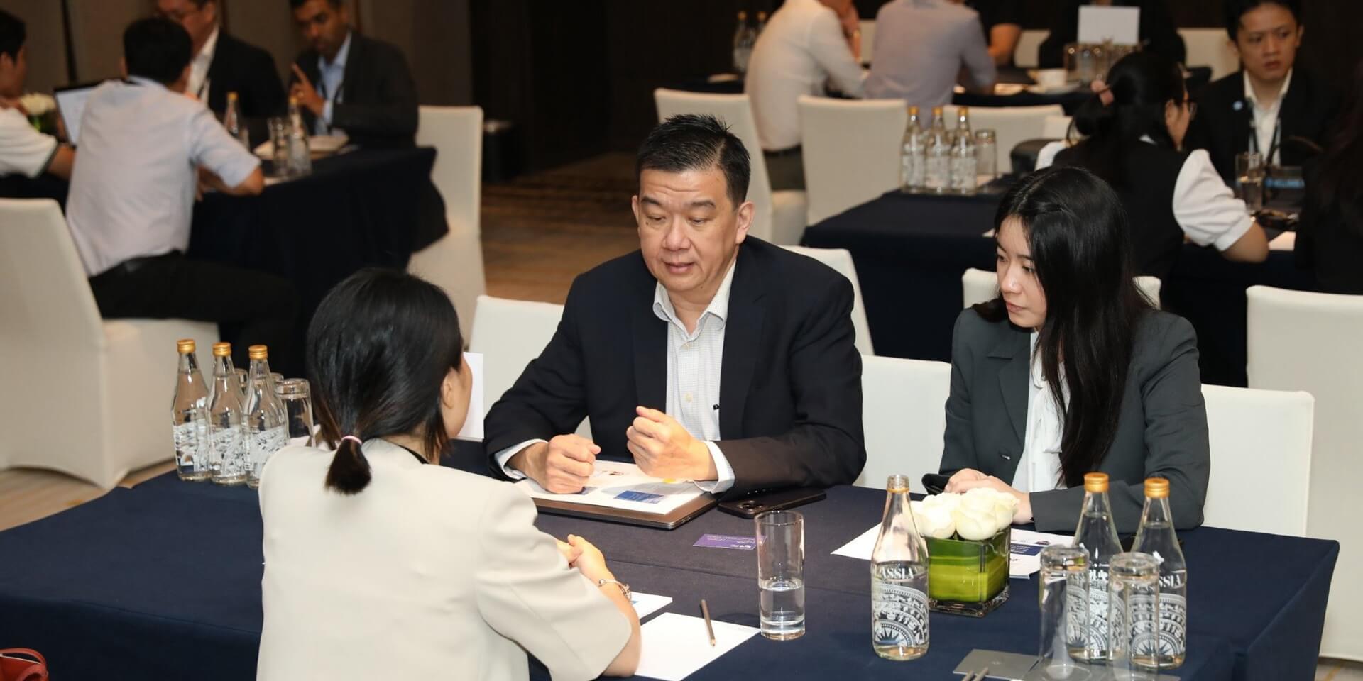 Knowledge Catalyst expressing their goal to assist Vietnam educational institutions on their transformation journey (Photo: JDI)